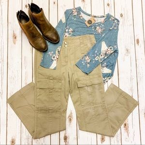 DKNY Flat Front Cargo Straight Leg Pant